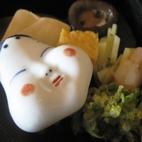 江戸懐石 若福 - おかめの小鉢の梅とろろ芋