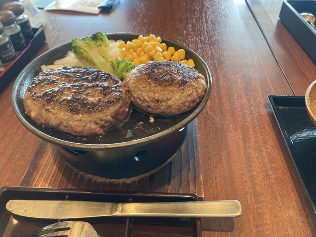 Torokeru Hamburger steak Fukuyoshi Rifuwoku Inazawa Ten photo 4