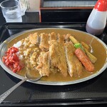お食事処 こがね - 料理写真:ミックスカツカレー