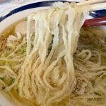 麺や 笑華 - 幅広多加水ちぢれ麺