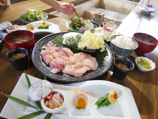 個室囲炉裏焼き 水流見 （つるみ） - 別府/肉料理 | 食べログ