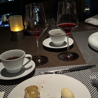 Prime42 steakhouse & sky bar - 