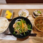 ヒトツキ - 上質な家庭料理という佇まいです
