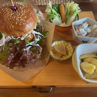 カフェ ルオム_0