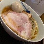 麺 みつヰ - 醤油中太手もみ麺味玉トッピング②