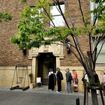 パリアッシュ - 行列が無い時は……定休日です