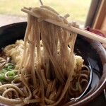 たたらば壱番地 - 麺リフト。モチモチ麺です。