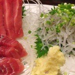 河童 - 本日のお刺身（まぐろ・白魚）