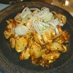 宮川橋もつ肉店 - コブクロ刺し