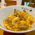 炭火焼 MARU - 親子丼！光り輝いてますね❗️
