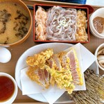 イカ恋食堂 ごはん亭 - イカ恋三昧重と単品のまぐろレア天ぷら