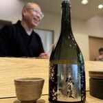 すし処 ひさ田 - ・磯自慢 純米大吟醸 雄町40
      (磯自慢酒造／静岡県焼津市)