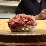 すし処 ひさ田 - ◯ 榊山牛カイノミ 醤油漬け