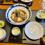 海鮮れすとらん 四季庵 - アラ煮定食