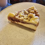 ひら埜 - いちごのクランブルチーズケーキ