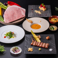 【特選銘柄牛コース】～調理長厳選銘柄牛含む全9品～