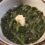 呑み喰い処 一久 - 【'25.4】メカブ酢　350えん