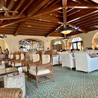 ラウンジ アリアカラ_2