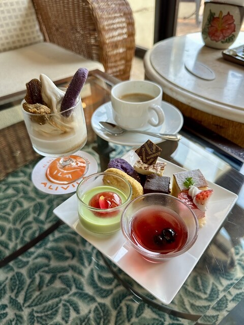 ラウンジ アリアカラ