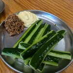 うず食堂 - 肉味噌きゅうり（374円）