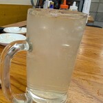 うず食堂 - カクテルレモンサワー（418円）