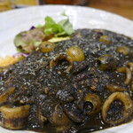 SPICY CURRY 魯珈 - ヤリイカたっくさん