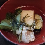魚と旬菜と日本酒　炙りのどまん中 - 