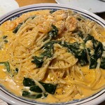 アダット マルヤマ - 海老のクリームパスタ
