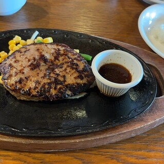 ステーキ&ハンバーグの店 いわたき_0