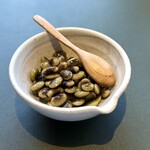 やきとり 嶋家 - 毎回頼むくらかけ豆。