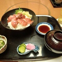 いけす無門 新宿 - まぐろ丼定食