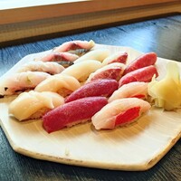 鮨 福原 - 『上握り（5500円税込）』※写真は2人前の一皿目（8種）