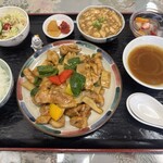 中国料理 頤和園 - 豚ロース、ピーマンの薄切り炒め