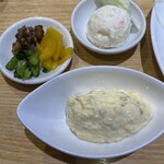 漣 - タルタルがお代わり自由。これは嬉しい。しかもこのタルタルめっちゃうまいです。