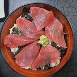 彌助すし - マグロ丼