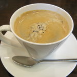 ププリエ  - ケーキセット(¥750-)のコーヒー