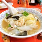 木蘭 - 五目ラーメン 1000円
      ビジュアルも完璧◎