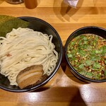 つけ麺 燕武 - 辛つけ麺　大盛り（300グラム）