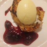 タヴォロッツァ - フレンチトーストのアイスクリーム掛け