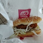 ドムドムハンバーガー 浅草花やしき店 - 卵見えず、不安…