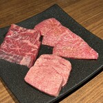 うしごろバンビーナ 銀座店 - 極上の厚切り黒タン、厳選ハラミ、希少部位塩