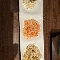 うしごろバンビーナ 銀座店 - 前菜3種盛り合わせ