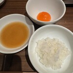 うしごろバンビーナ - サーロインのすき焼き　ご飯とたまご