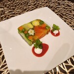 Bistro cafe eS - 青い森紅サーモンと彩野菜のプレッセ