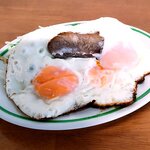 中華 久松 - 目玉焼き