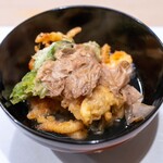 うを徳 - 2025.4 揚げ出し椀（徳島吉野川産ナマズ、駿河湾産桜海老、秋田産コシアブラ）