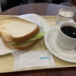 ドトールコーヒーショップ - 料理写真:Bモーニング　コーヒー＋パストラミサンドイッチ