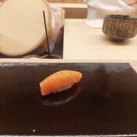 鮨 八咫烏 - 