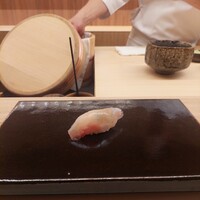 鮨 八咫烏 - 