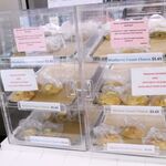 Diamond Head Market & Grill - スコーンの棚